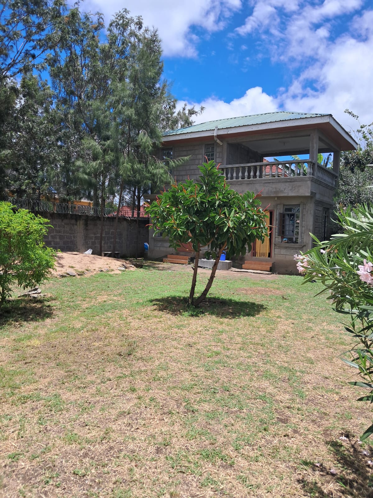4 BEDROOM BUNGALOW 