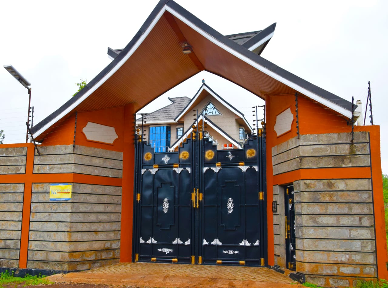 100 BY 100 PLOT(1/4 ACRE)