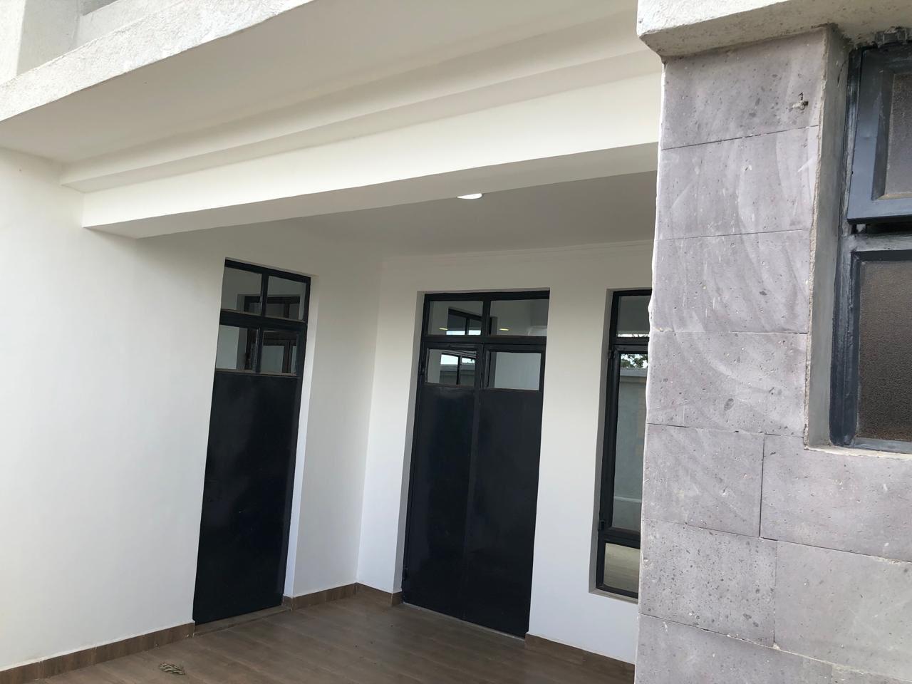 5 BEDROOM ALL ENSUITE VILLA